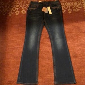 Ladies blue jeans size 32